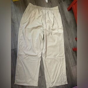 Women’s Tan Pants